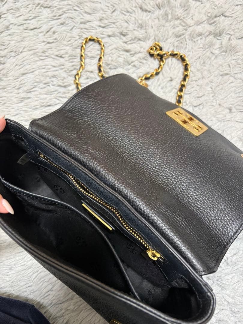 Tory Burch ブラックショルダーバッグ