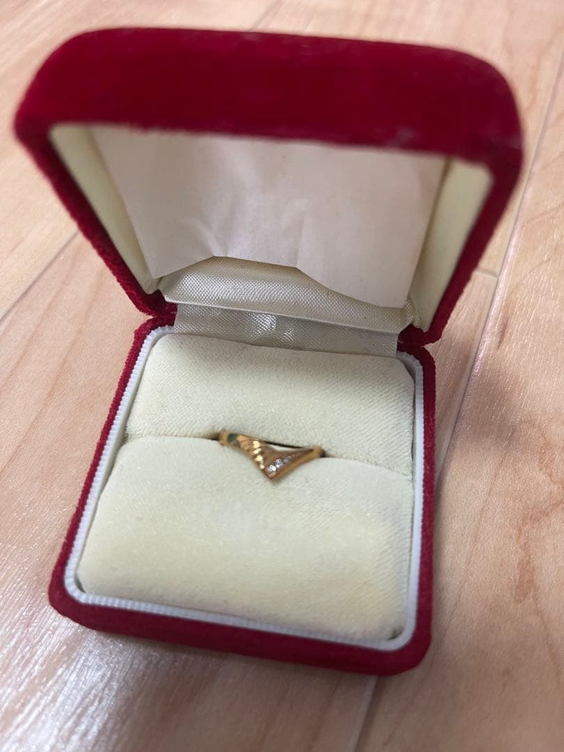 18金 ダイヤリング ケース付き　K18 刻印　9号〜10号　ダイヤモンド