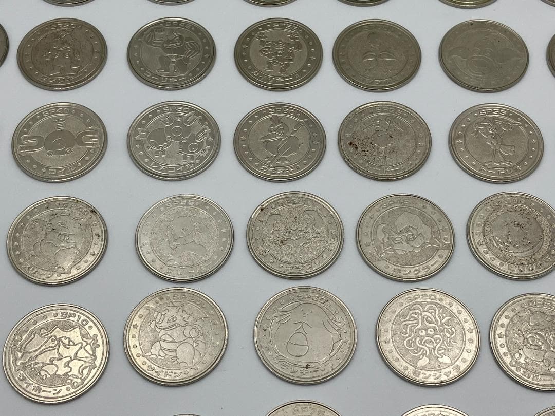 ポケモン　メタル　１５１種　コンプ　メダル　　明治