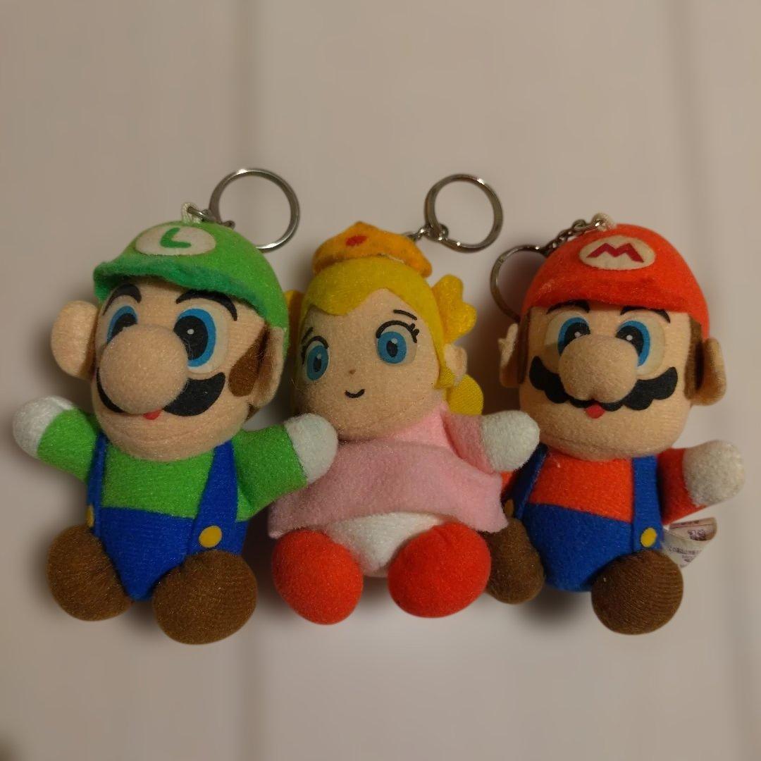 スーパーマリオワールド　キーホルダー　1996年 マリオ ピーチ姫 当時物 レア