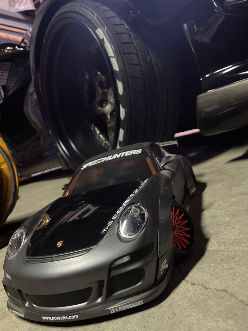 ドリラジ　ポルシェ