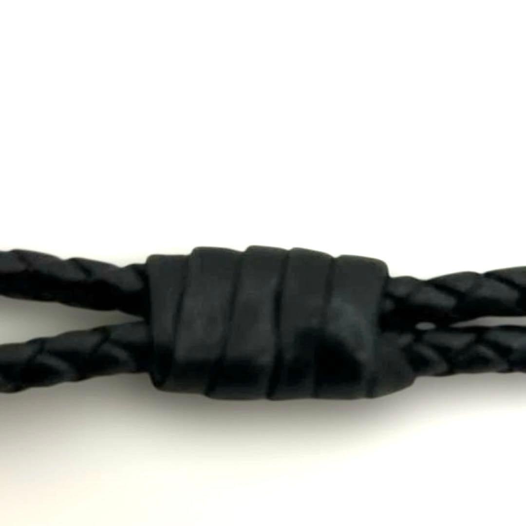 Bottega Veneta レザー ネックストラップ イントレチャート 黒