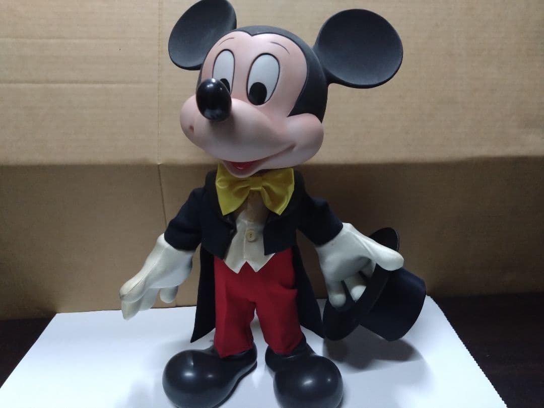 ミッキーマウス タキシード フィギュア