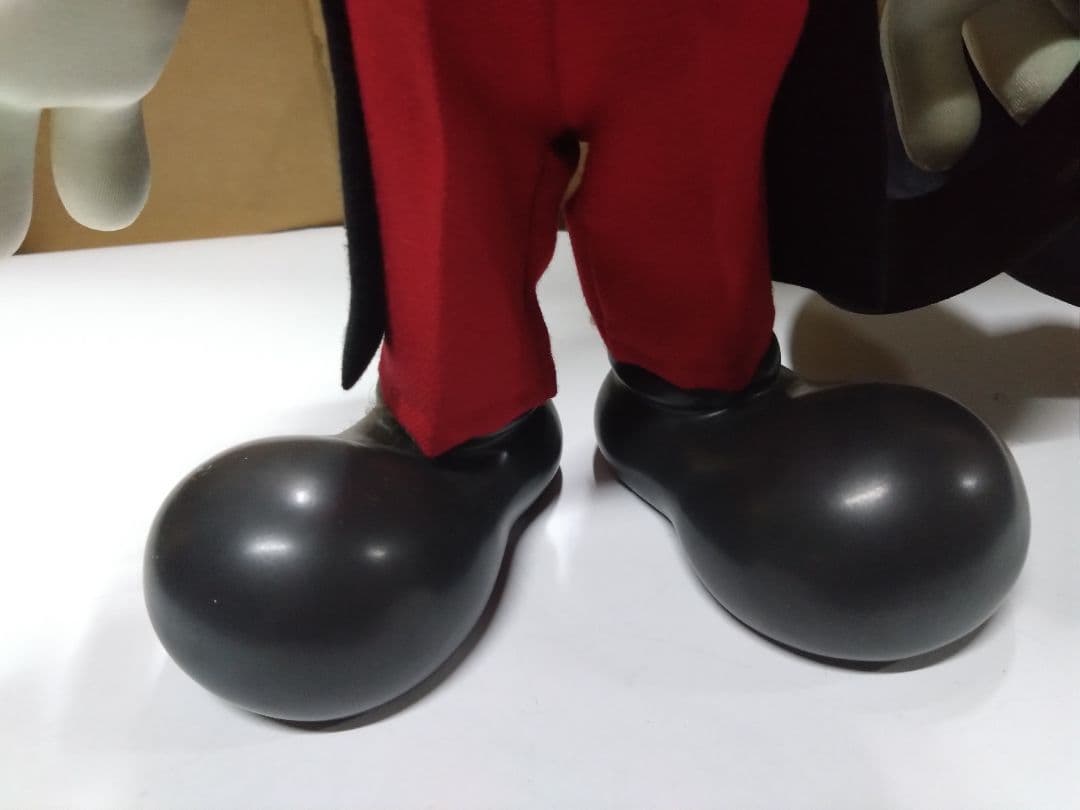 ミッキーマウス タキシード フィギュア