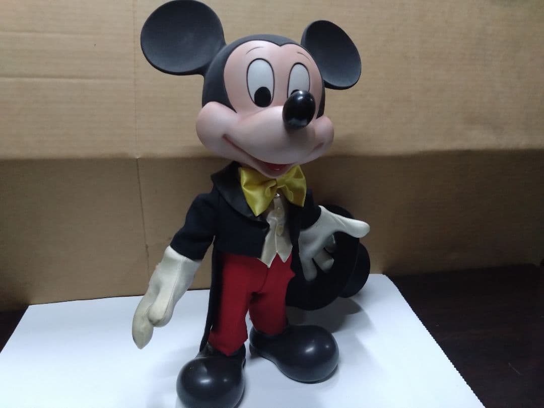 ミッキーマウス タキシード フィギュア