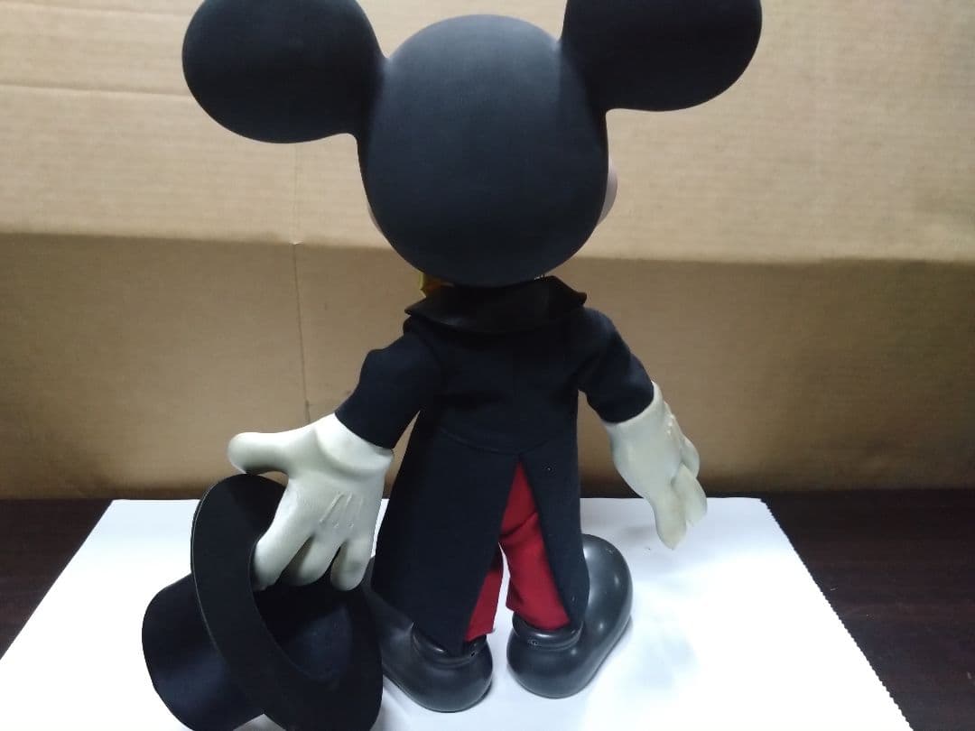 ミッキーマウス タキシード フィギュア