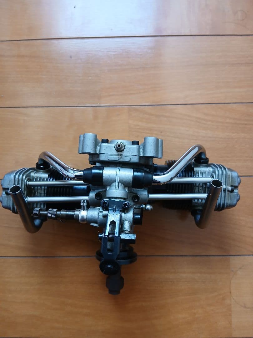 レァ　OSエンジン　GEMINI160２気筒ボクサ～エンジン