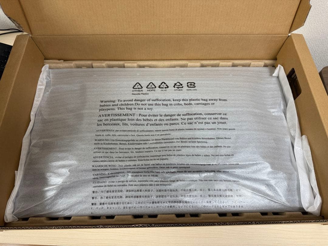 PHILIPS EVNIA ゲーミングモニター 27インチ180Hz QHD ①