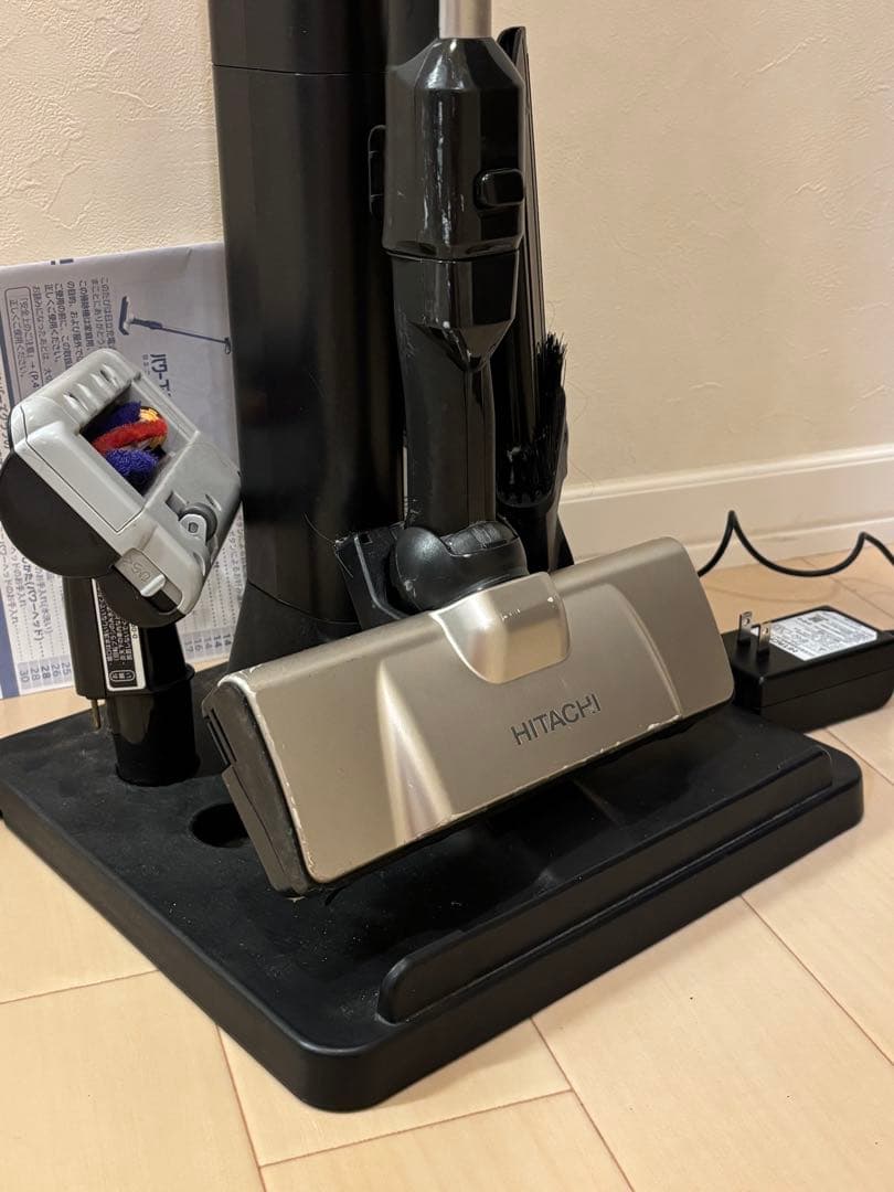 専用。日立 コードレス掃除機 PV-BH900J