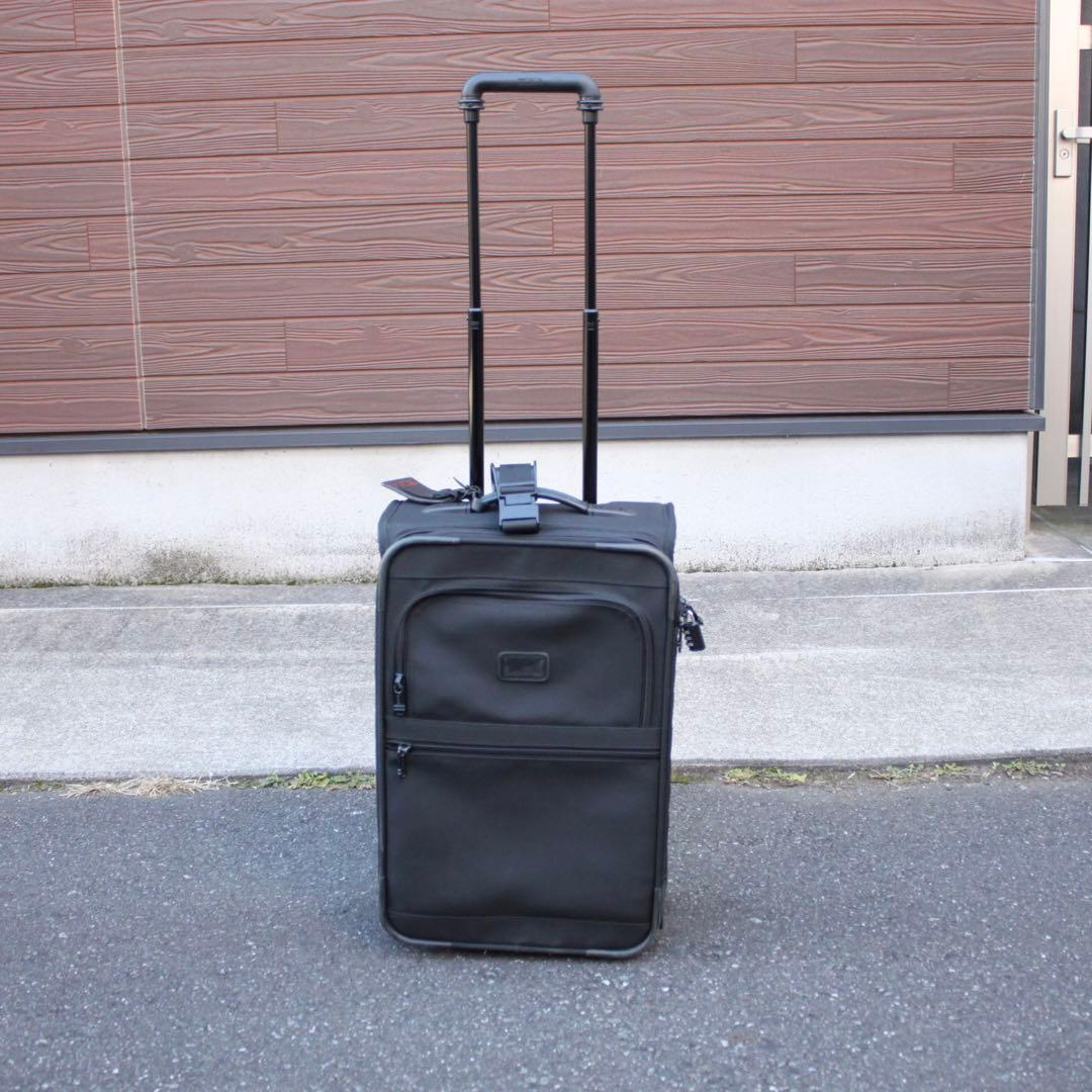 TUMI トゥミ　トラベルケース 2268D3 コンパクトサイズ