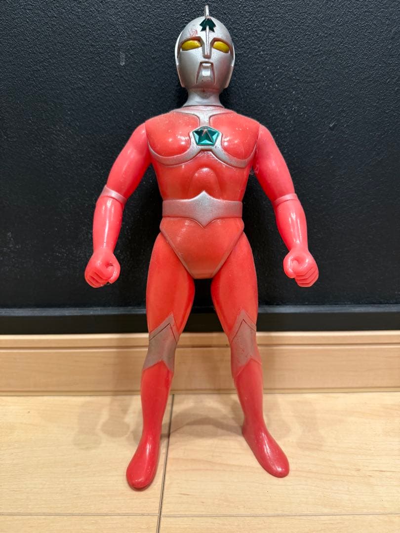 『ウルトラマン　ジョーニアス』ソフビ