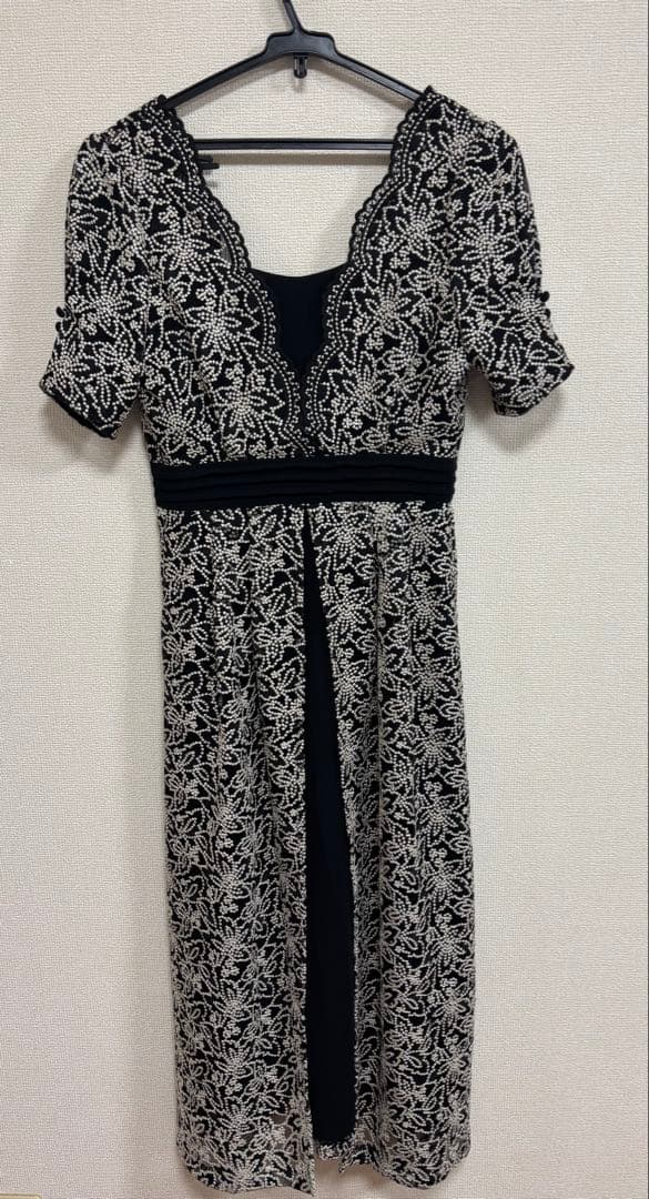 レイヤード刺繍チュールワンピース