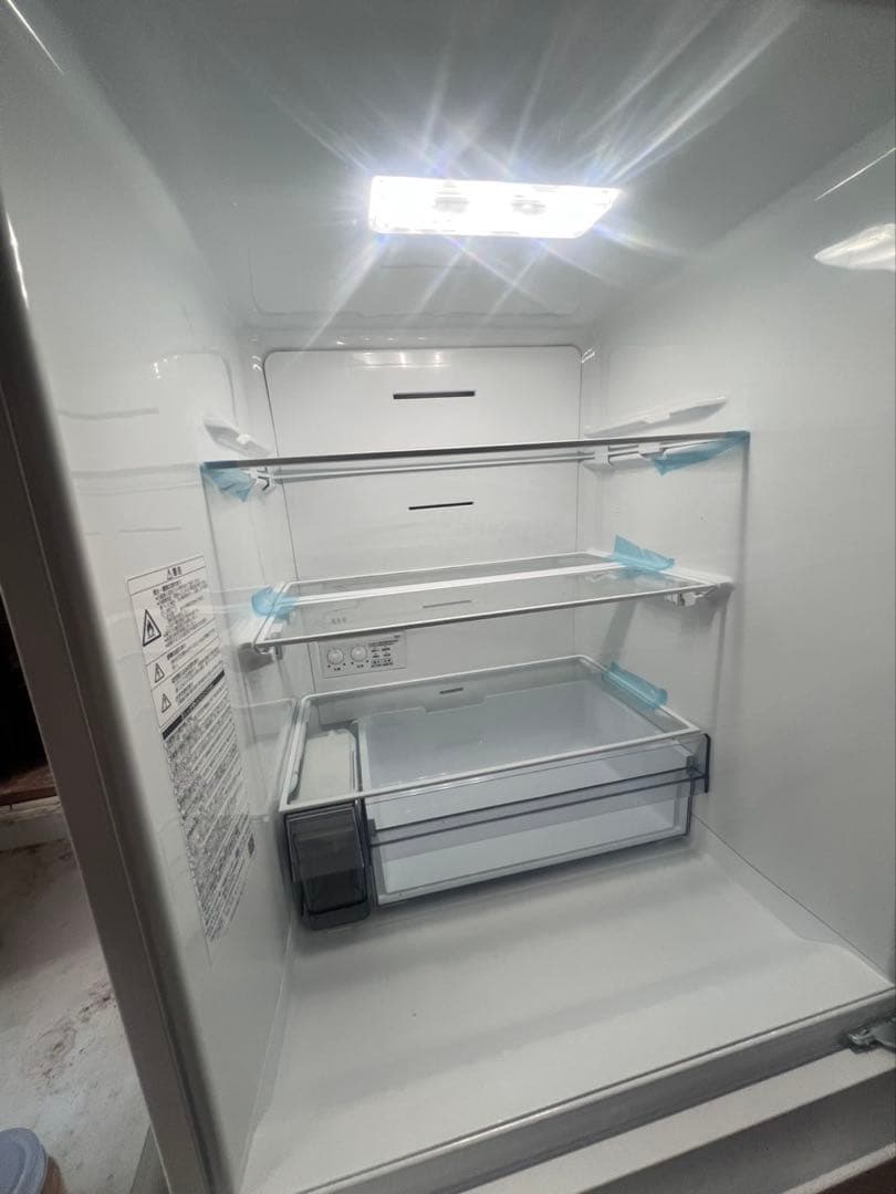 TOSHIBA 東芝ノンフロン冷凍冷蔵庫 GR-V33SC 2024年製