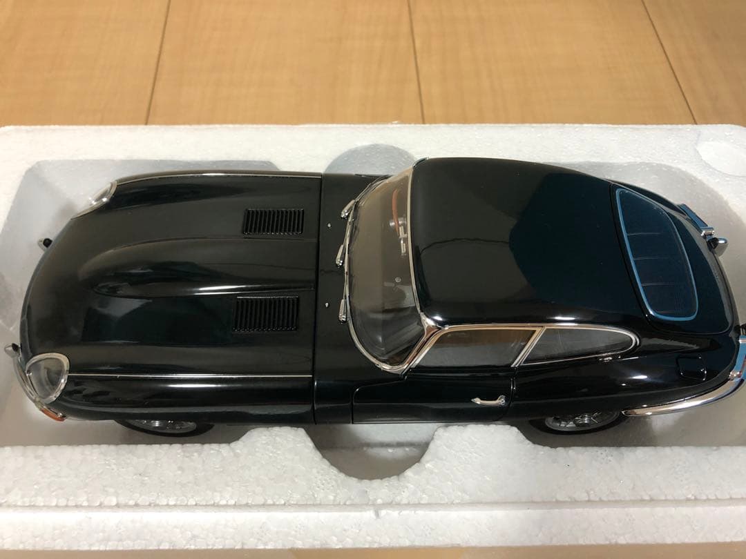 1/18 オートアート ジャガー Eタイプ クーペ シリーズI 3.8