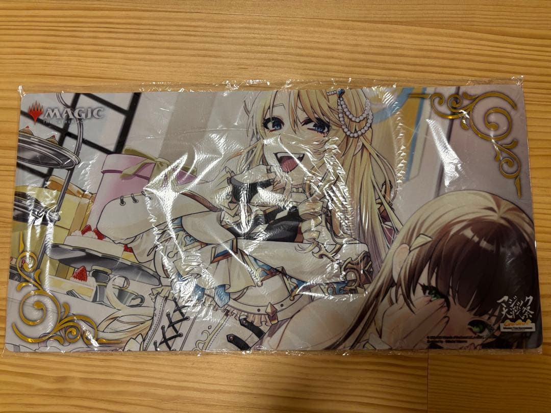 新品未開封　息詰まる徴税　箔押し　プレイマット