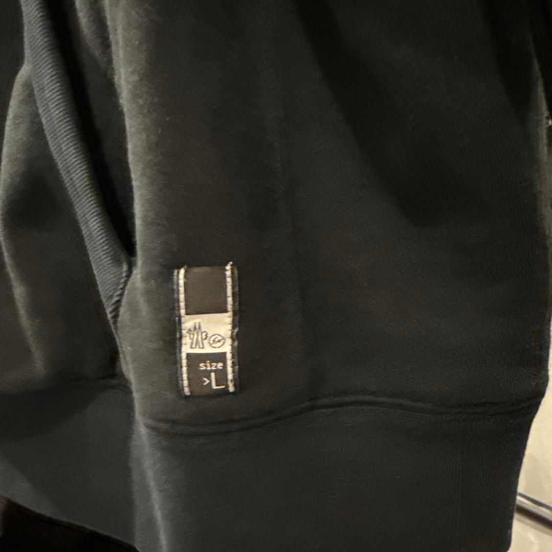 お値下げ不可　モンクレール　フラグメント　パーカー　L