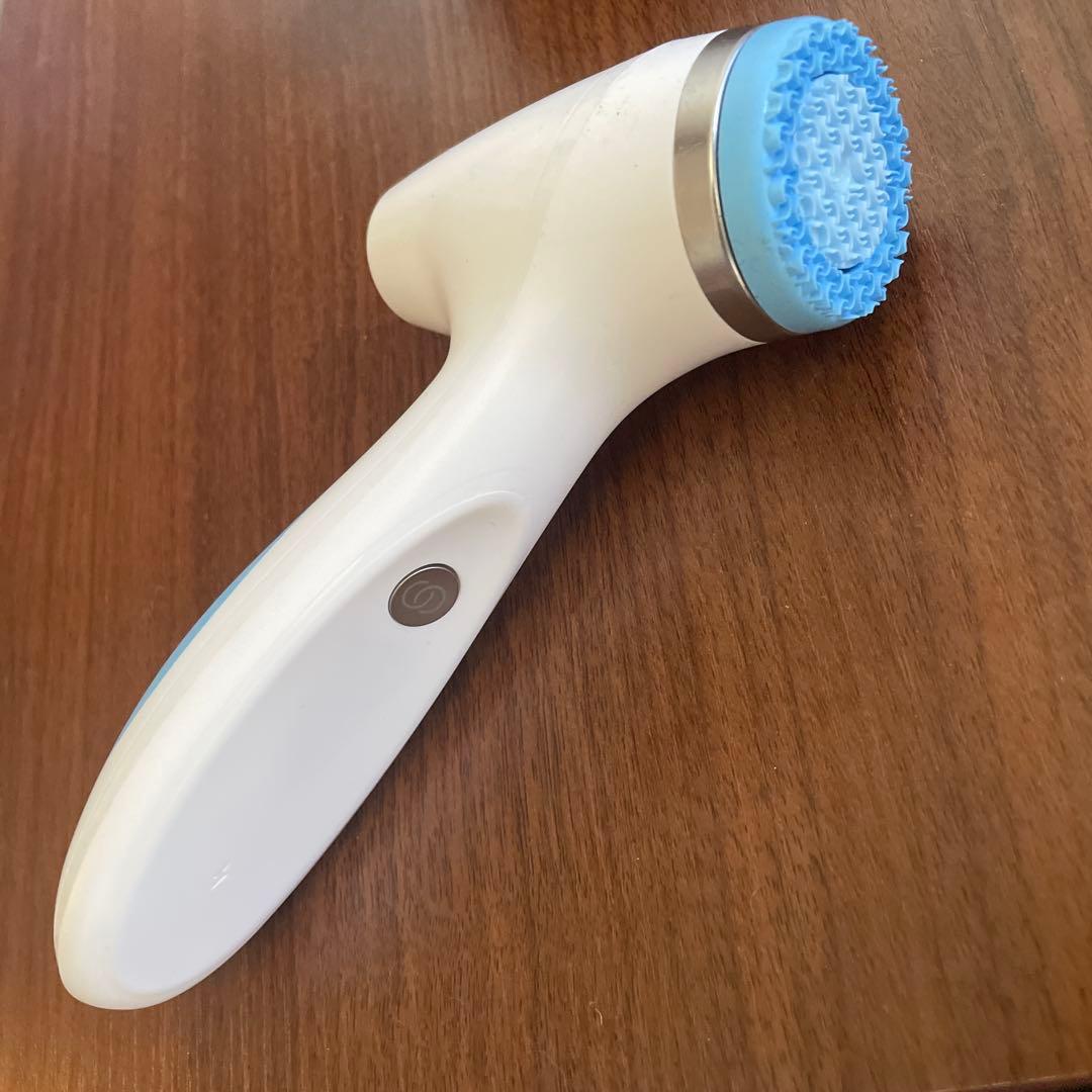 ルミスパ　洗顔ブラシ ホワイト＆ブルー