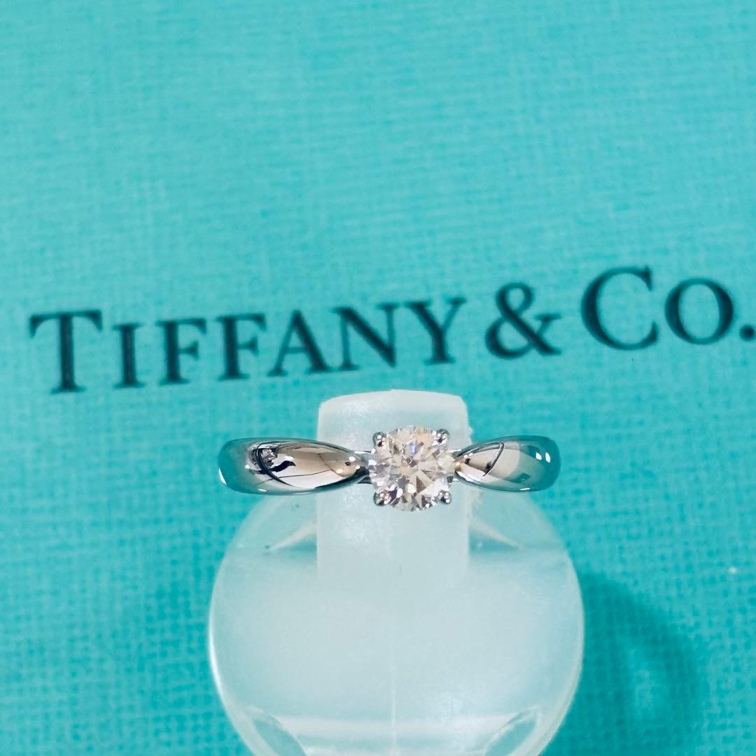 新品同様　ティファニー　Pt950 ハーモニー　ダイヤ　リング　0.26ct