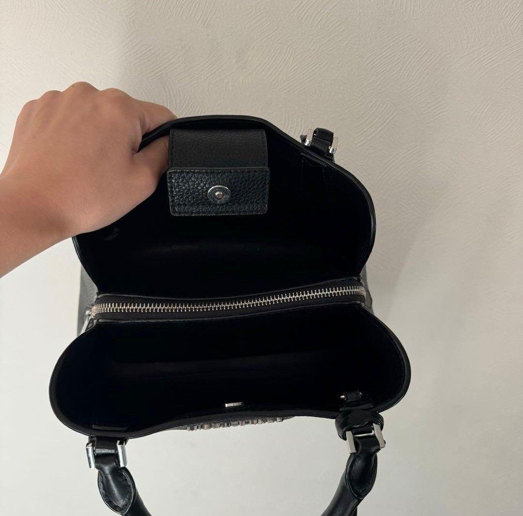 美品 MICHAEL KORS ブラック ショルダーバッグ