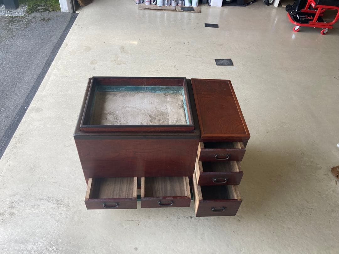 ダークブラウン 木製 大正時代の火鉢　5引き出し