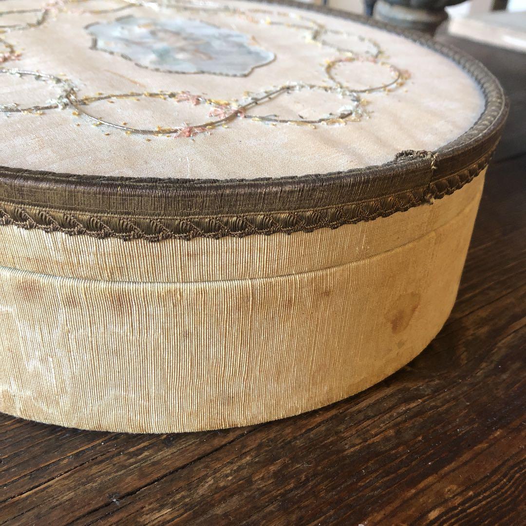 ❤️最終セール❤️フランスアンティーク　レアな1800年代後期の　天使カルトナージュ