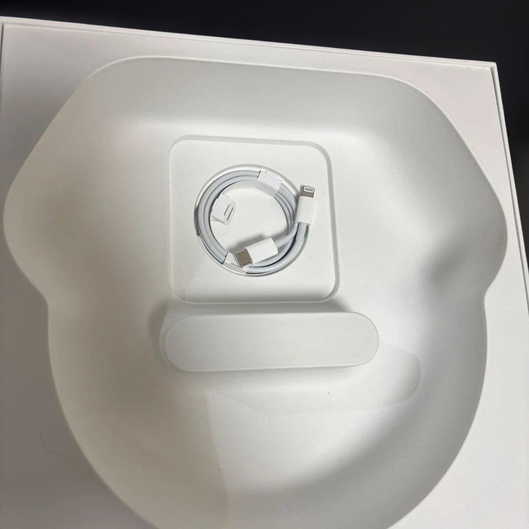 ヘッドホン AirPods MAX