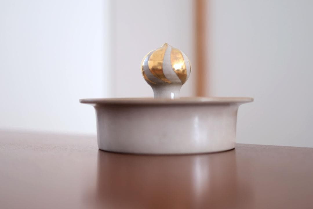 Lisa Larson リサラーソン 灰皿 黄金のノブ 73144