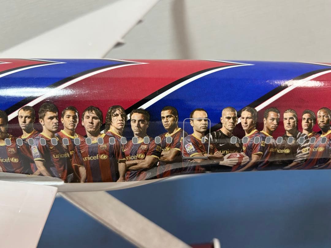 に*し様 【非売品】トルコ航空 ボーイング777 FCバルセロナ 特別モデル 1