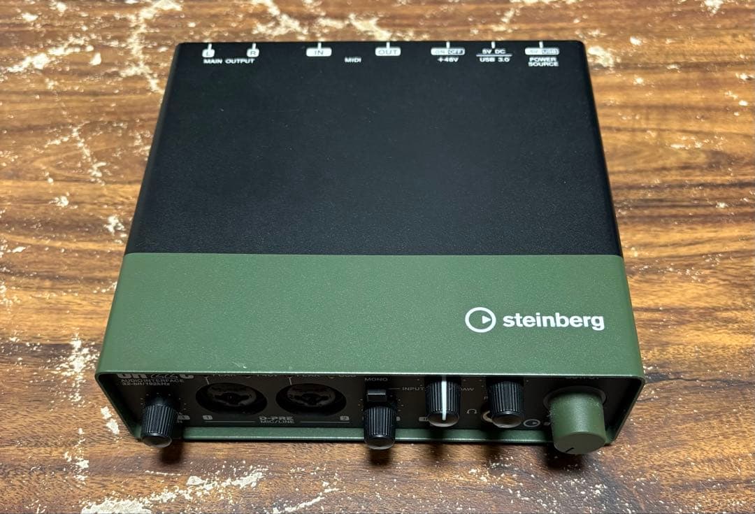 UR22C オーディオインターフェース　Steinberg