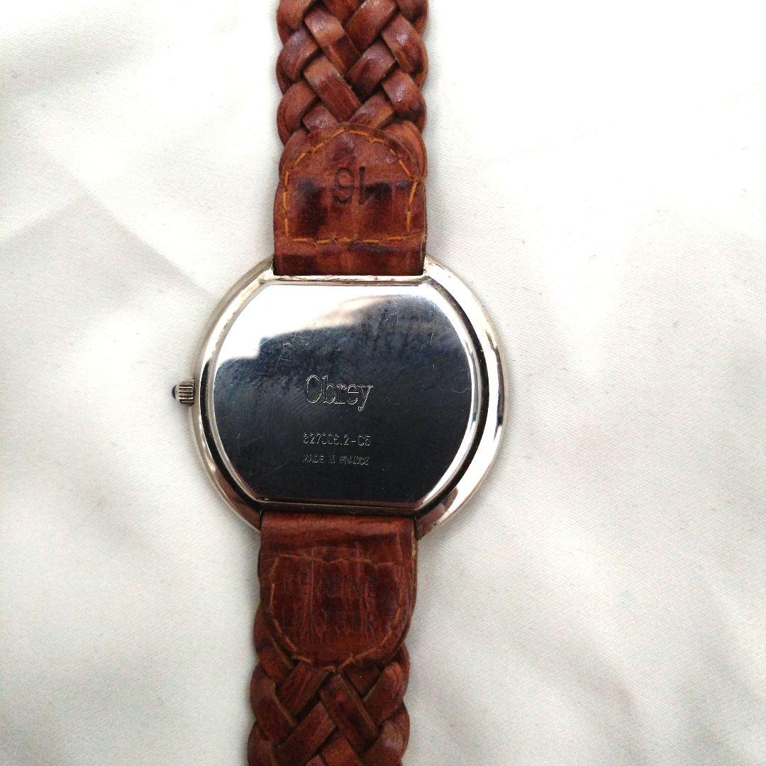 希少モデル　廃盤　Obrey　ローマ数字　腕時計