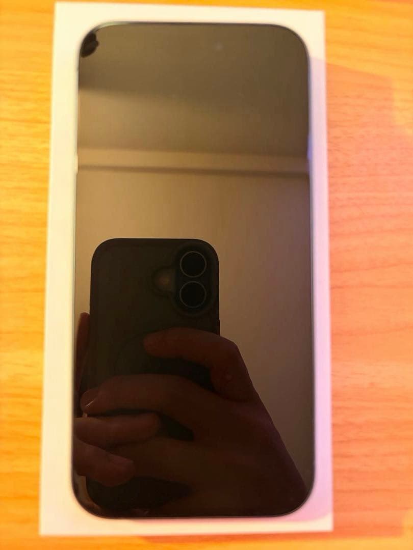 【美品】Apple iPhone 16 本体 ティール 128GB