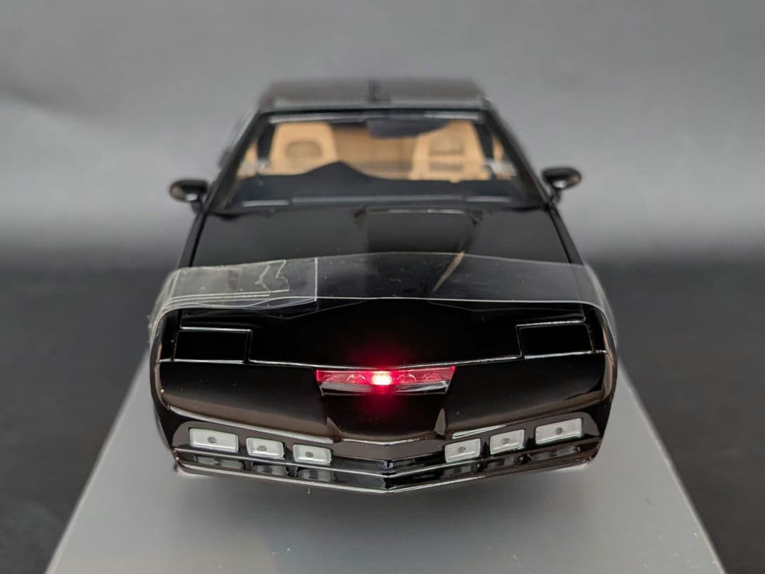 スカイネット 1/18 ナイトライダー K.I.T.T FLASHER機能付き