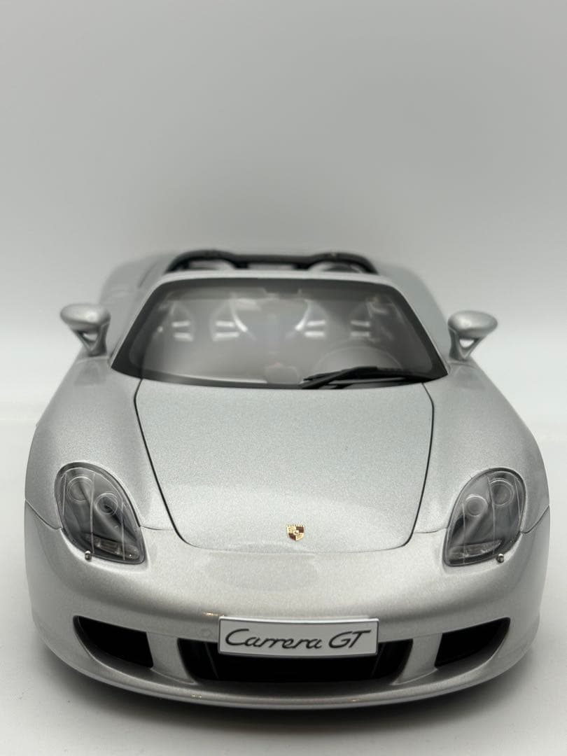 AUTO art Porsche Carrera GT ミニカー 1/18