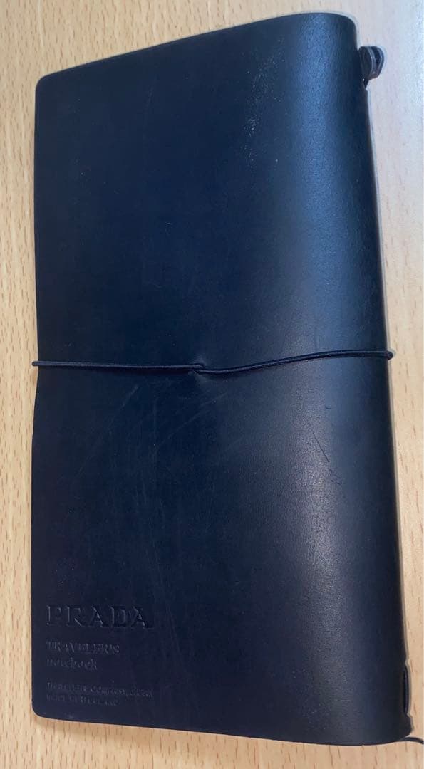 PRADA トラベラーズノート 付属ノート有り プラダ 限定 チャーム付き