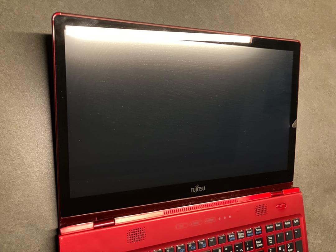 富士通 LIFEBOOK AH77/M Core i7 8GB タッチパネル