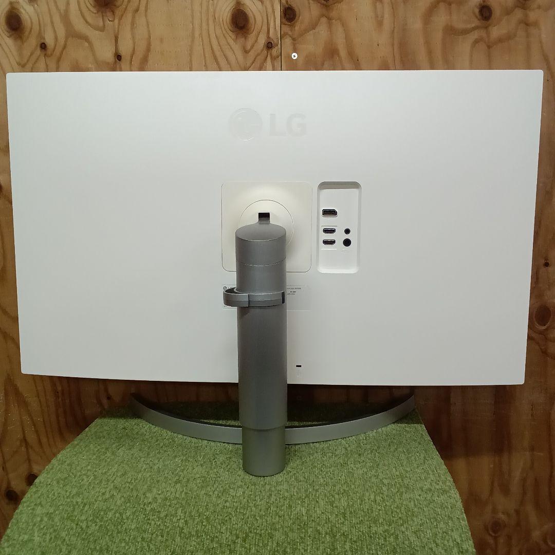 TOMO31.5インチ4K液晶モニターLG32UN550-W ①