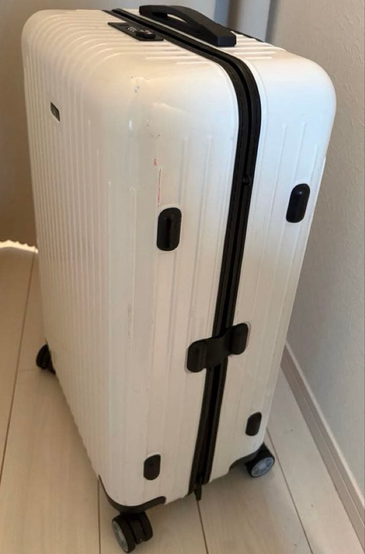 RIMOWA リモワスーツケース ホワイト 4輪 ポリカーボネート 中型M65L