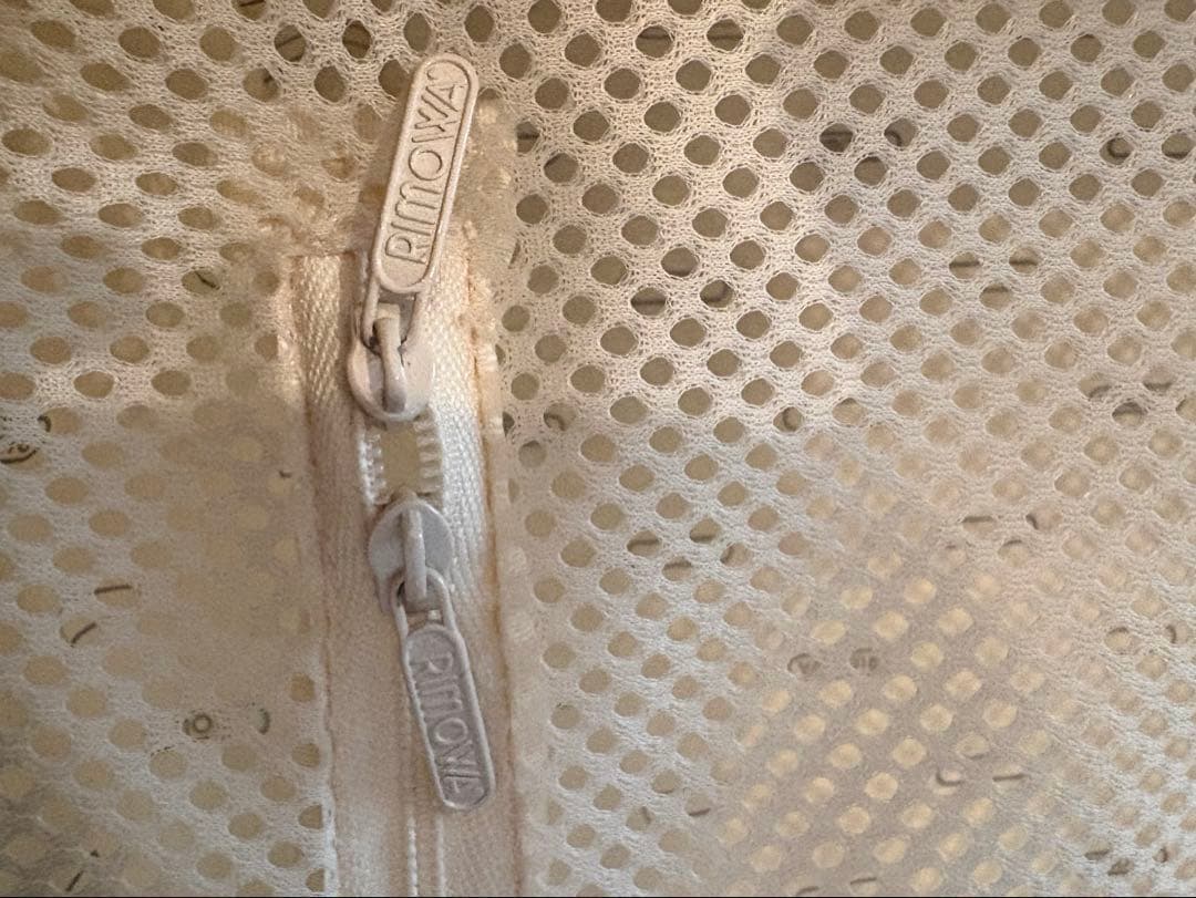 RIMOWA リモワスーツケース ホワイト 4輪 ポリカーボネート 中型M65L