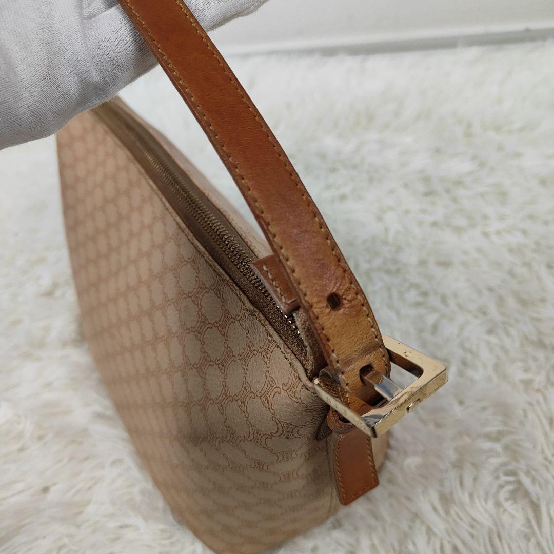 本日限定価格　セリーヌ　アクセサリーポーチ　マカダム　PVC レザー　トリオンフ