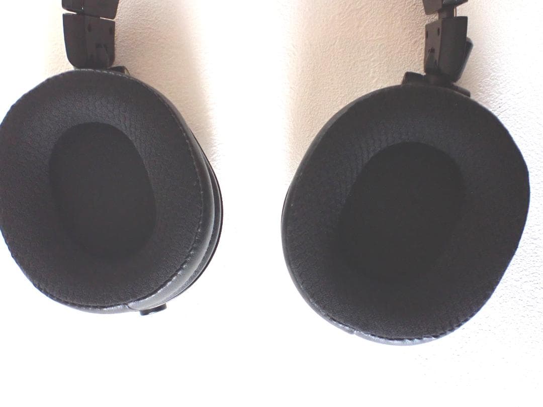 美品 オーディオテクニカ ATH-M50x プロフェッショナルモニターヘッドホン