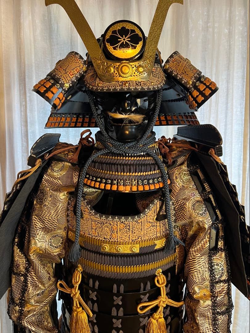 【美品•未着用】丸武工房製【現代 甲冑 等身大】鉄地黒胴当世具足 鎧 一式