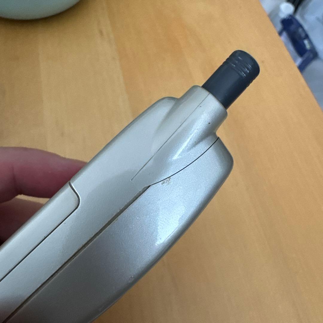 docomo P101 HYPER デジタルムーバ シャンパンゴールド mova