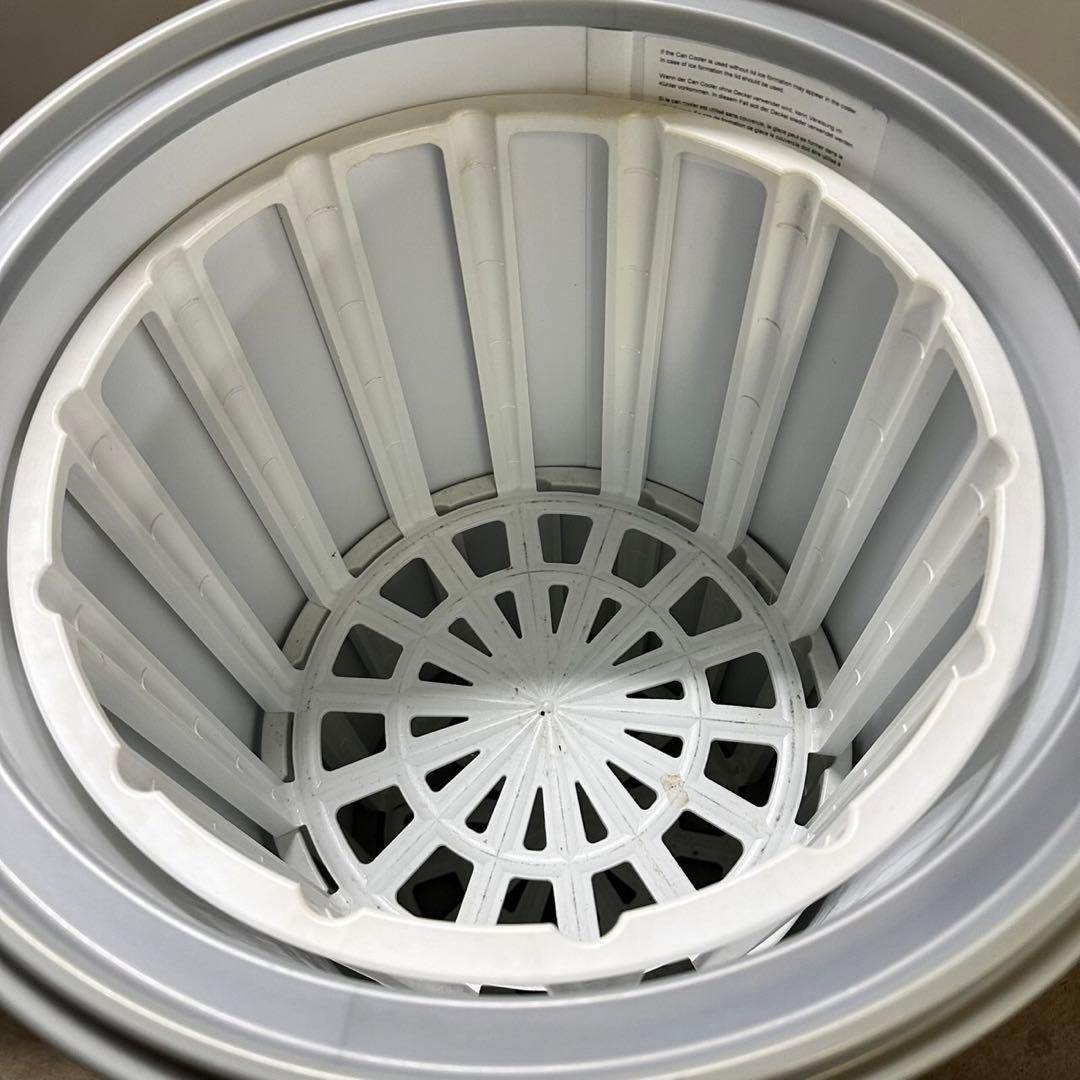 希少 レッドブル 缶型 冷蔵庫 送料込み RED BULL