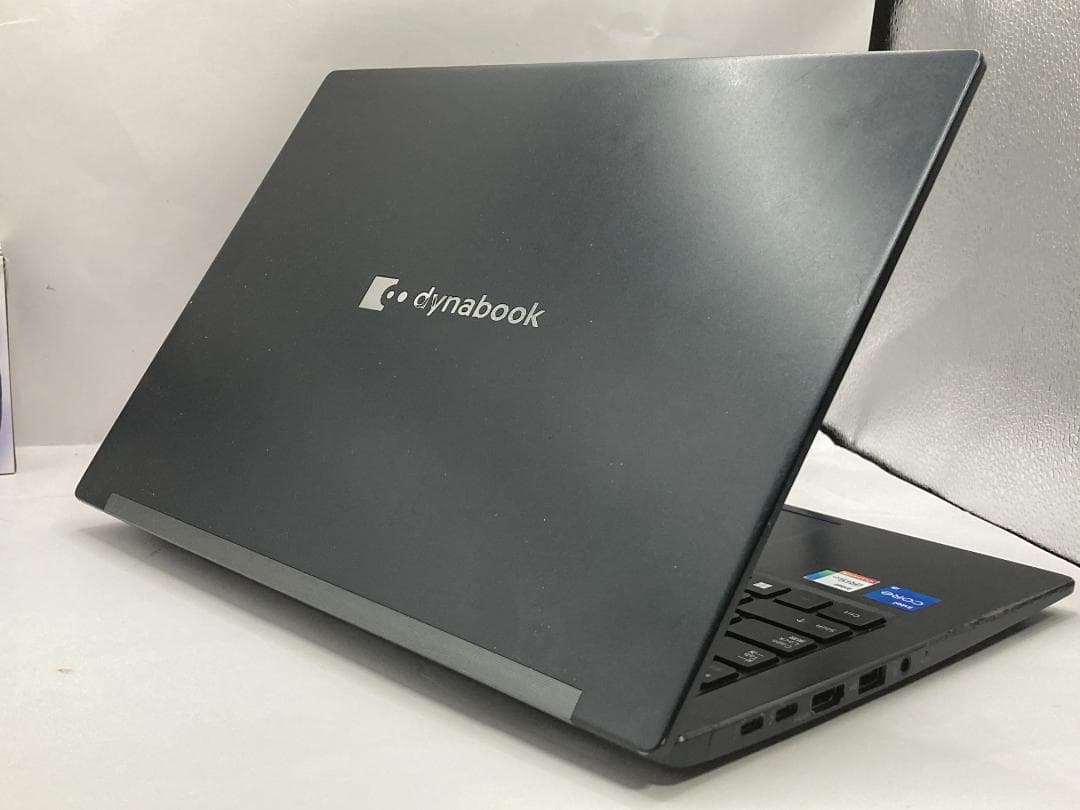 2023年製 Dynabook G83 12世代i5 8GB SSD512GB