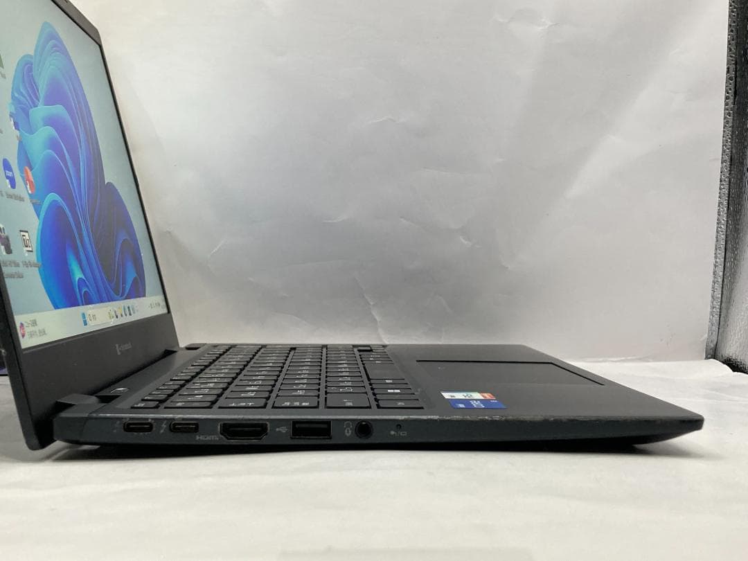 2023年製 Dynabook G83 12世代i5 8GB SSD512GB