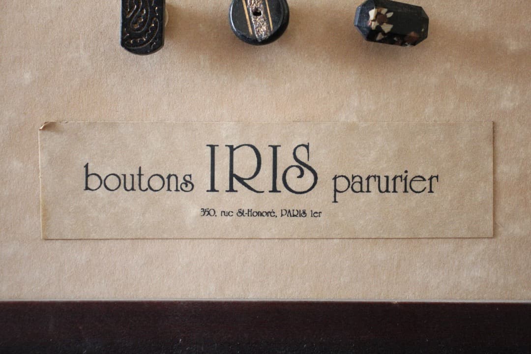 アンティーク　ガラスボタン　１９〜２０世紀　オーストリア・チェコスロバキア製