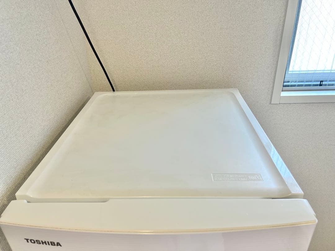 《説明書あり・送料無料》TOSHIBA GR-M17BS 冷蔵庫 ホワイト