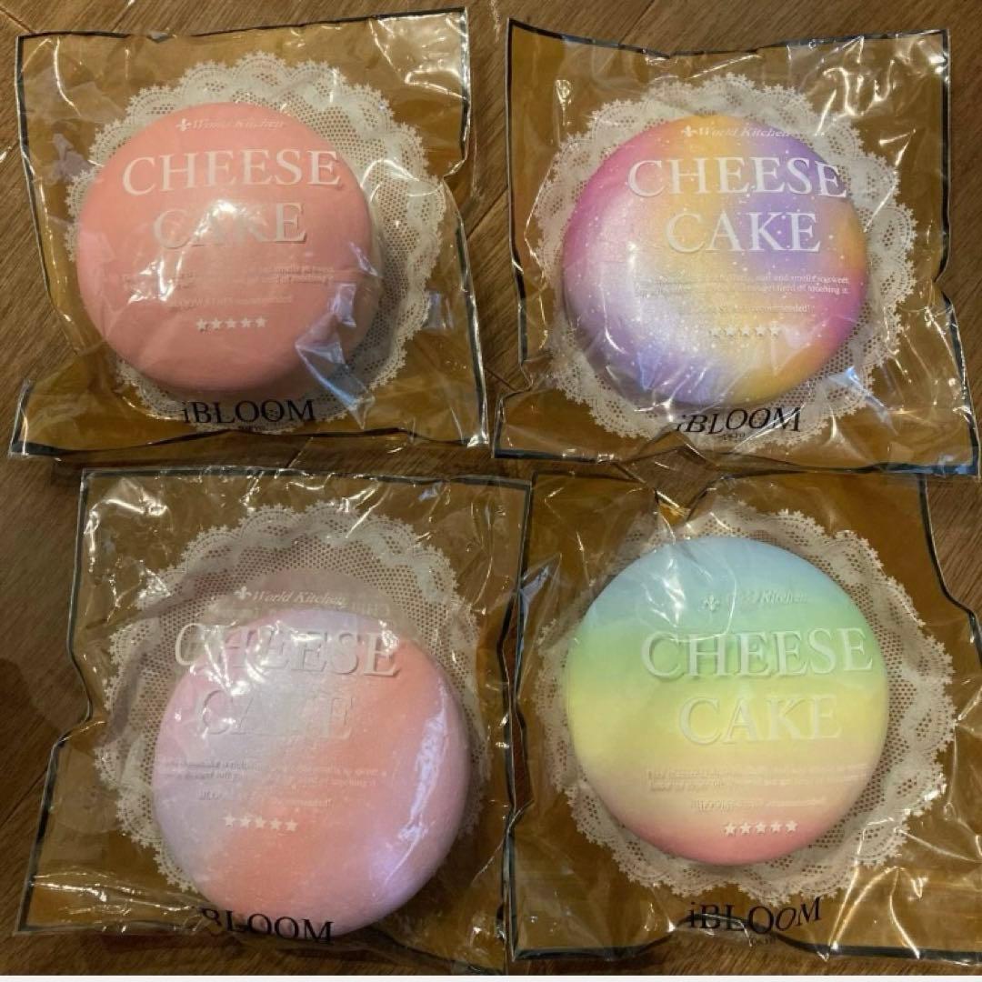 ブルーム BLOOM スクイーズ ミニ チーズケーキ レア  レインボー イチゴ