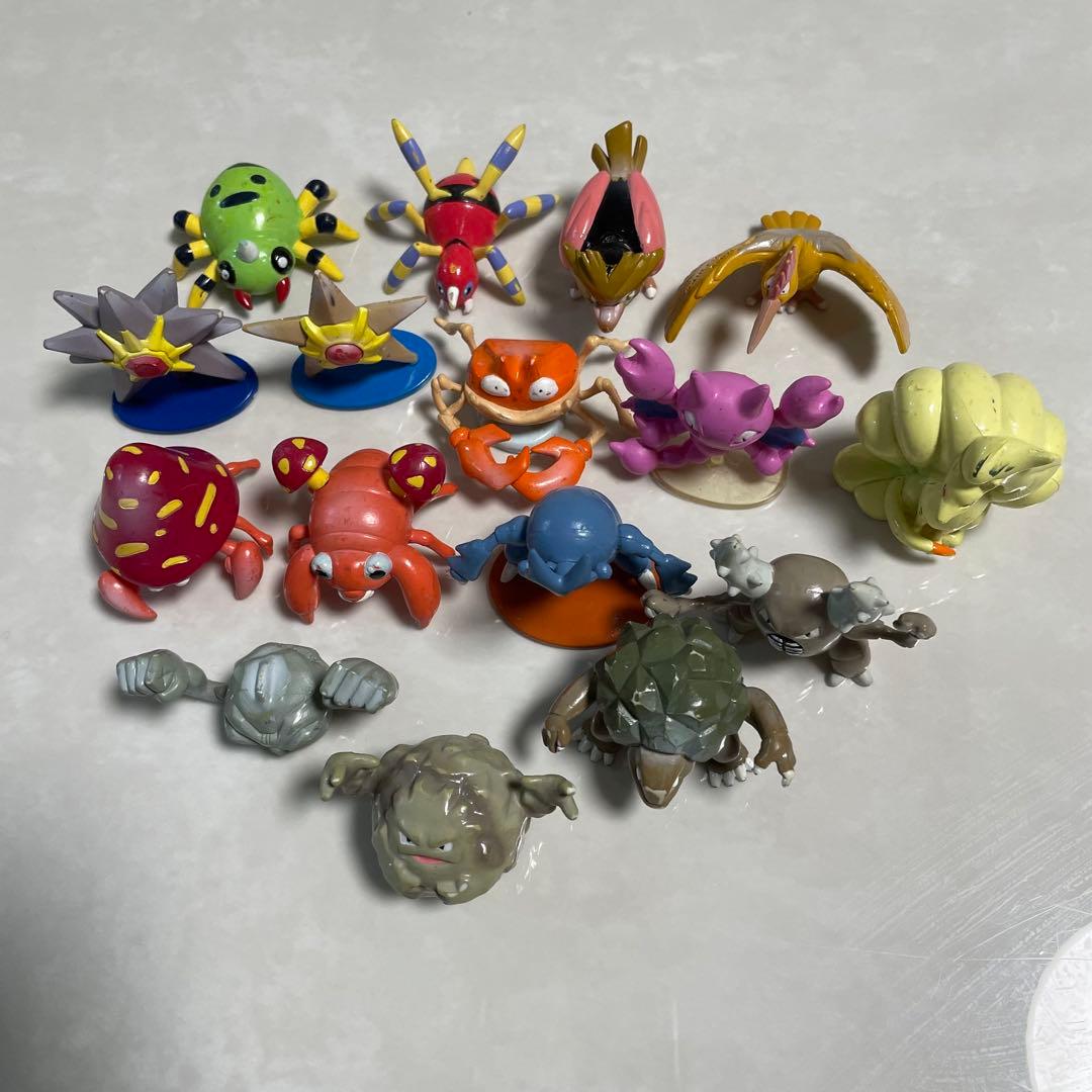 楽一番公式アカウント03 【16体】モンコレ　ポケモン　初期　まとめ売り