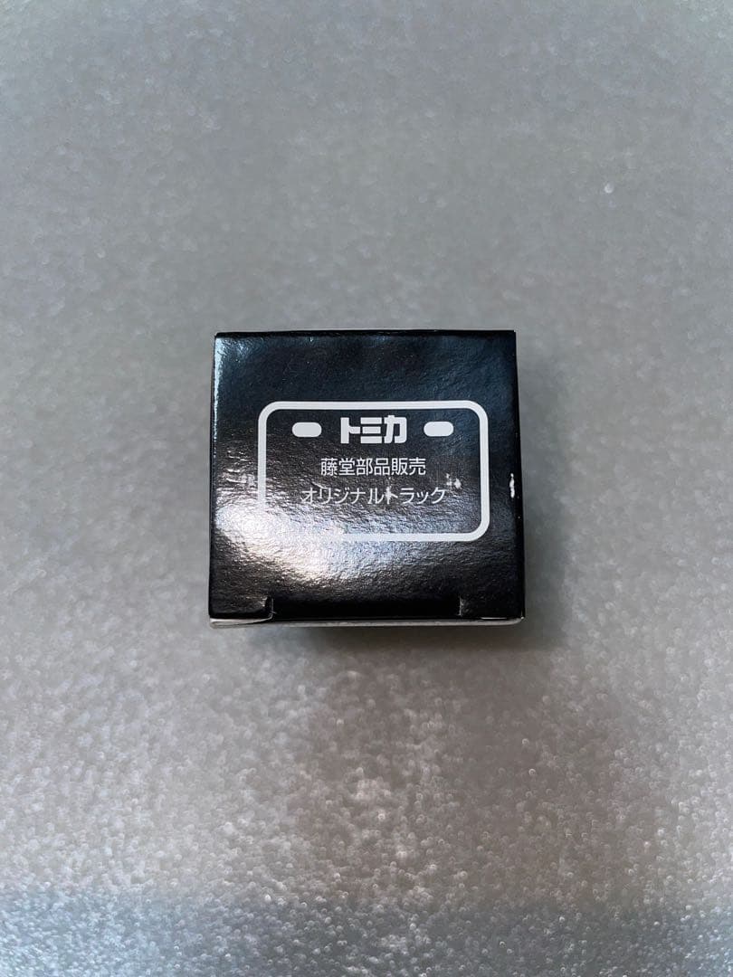 三菱ふそうキャンター　トミカ